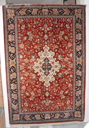 Picture of Ghom Silk - Cm 200 X 133